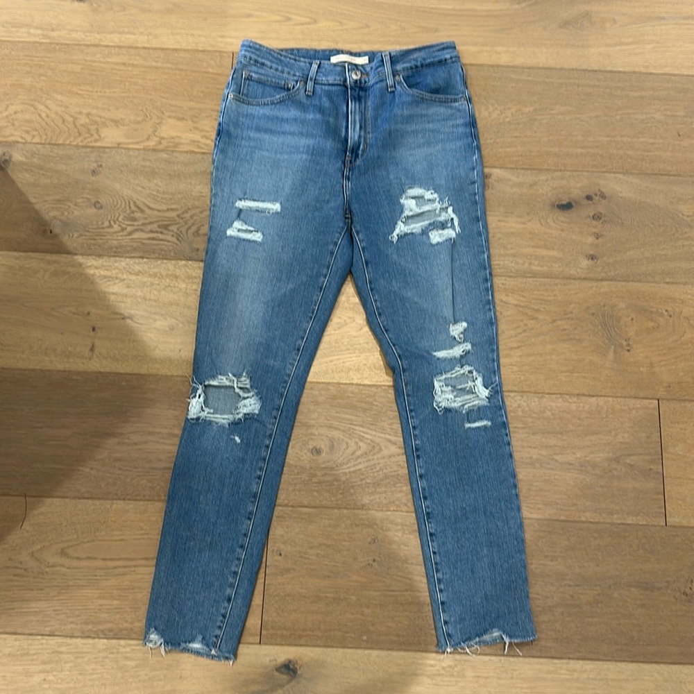 Levi jeans